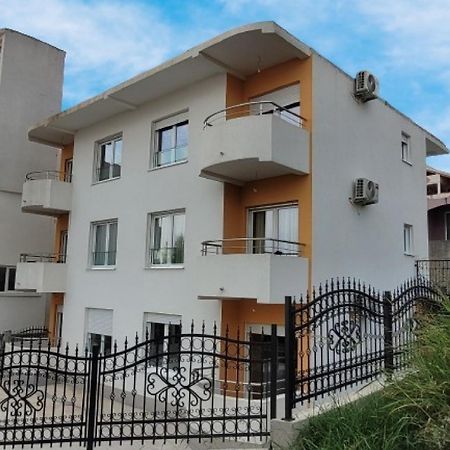Montenegro Apartments Phoenix With Pool Bar Eksteriør billede