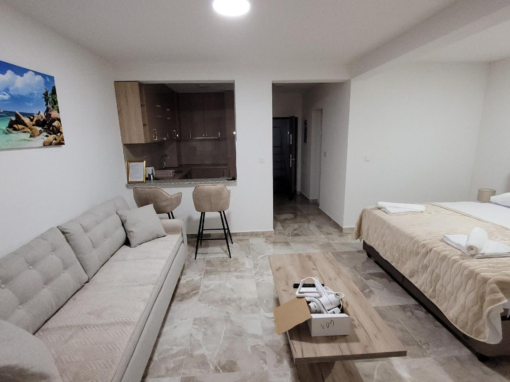 Montenegro Apartments Phoenix With Pool Bar Værelse billede